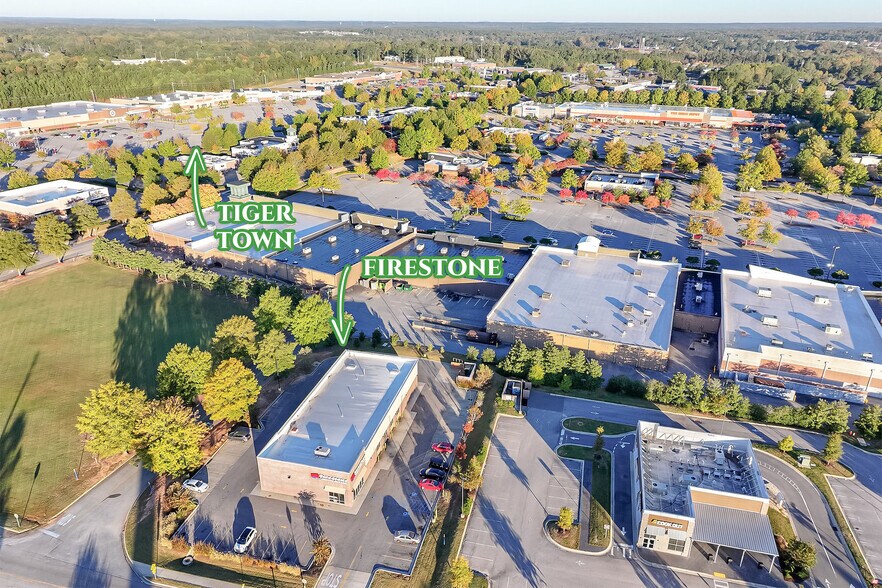 More Photos Of 2200 Interstate Dr, Opelika Auto Repair For Sale