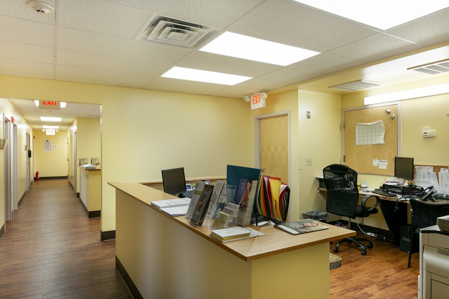 More Photos Of 1195 N Main St, Providence Medical For Lease