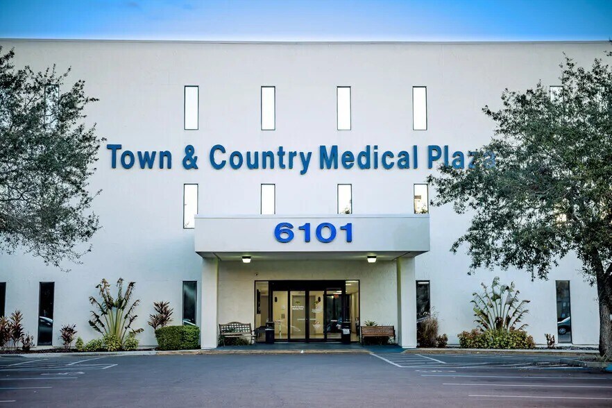 Primary Photo Of 6101 Webb Rd, Tampa Medical For Lease