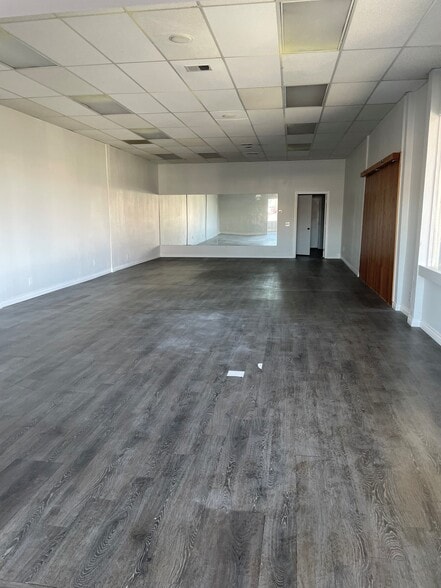 More Photos Of 22733-22929 Hawthorne Blvd, Torrance Unknown For Lease