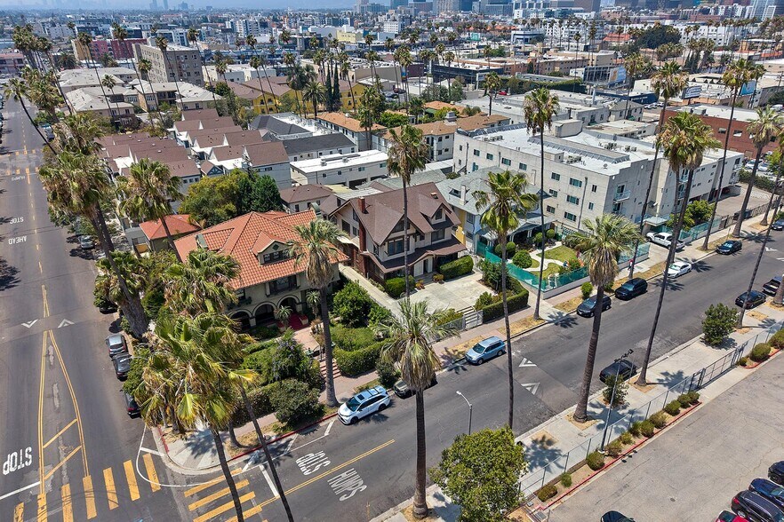 More Photos Of 1041 Elden Ave, Los Angeles Apartments For Sale