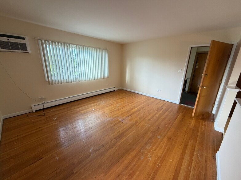 More Photos Of 14 N Martha St, Lombard Multifamily For Sale