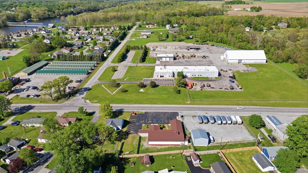 More Photos Of 12150 N US Highway 421, Monticello General Retail For Sale