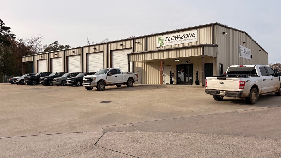 Primary Photo Of 1092 US 59, Carthage Warehouse For Lease