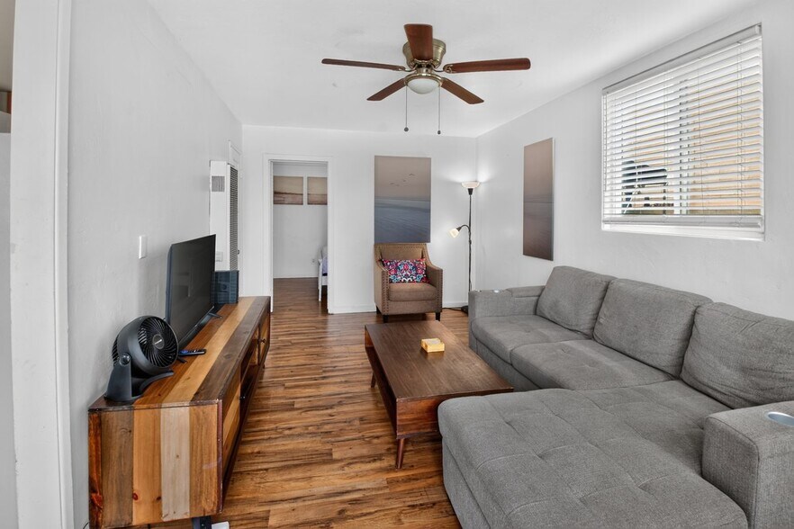 More Photos Of 4918-4924 Santa Monica Ave, San Diego Apartments For Sale