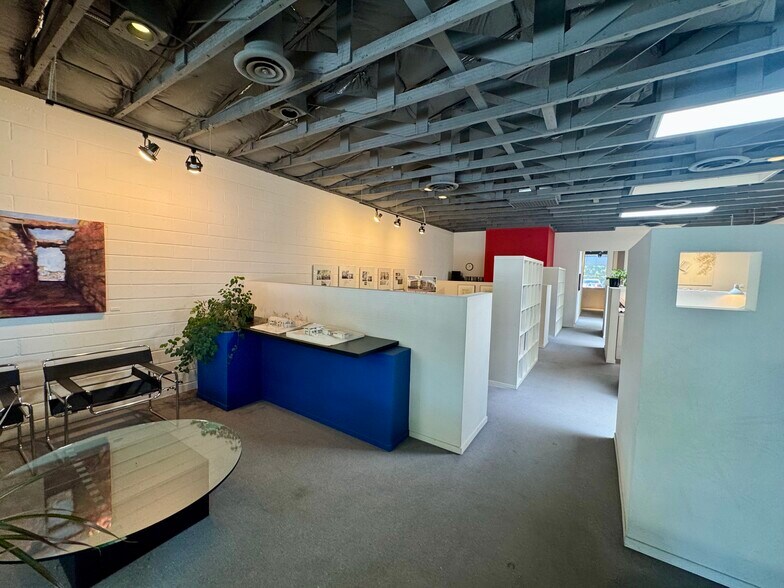 More Photos Of 1725 J St, Sacramento Office For Sale