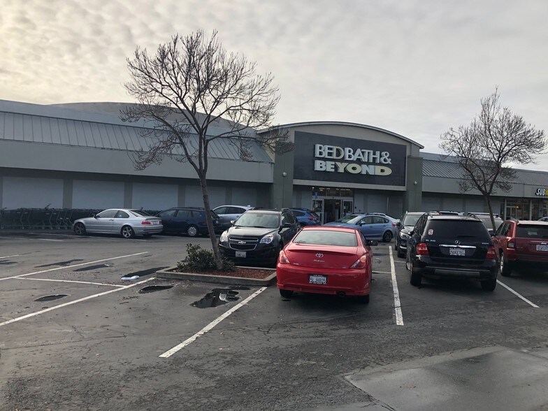 More Photos Of 1900 El Camino Real, Redwood City Freestanding For Lease