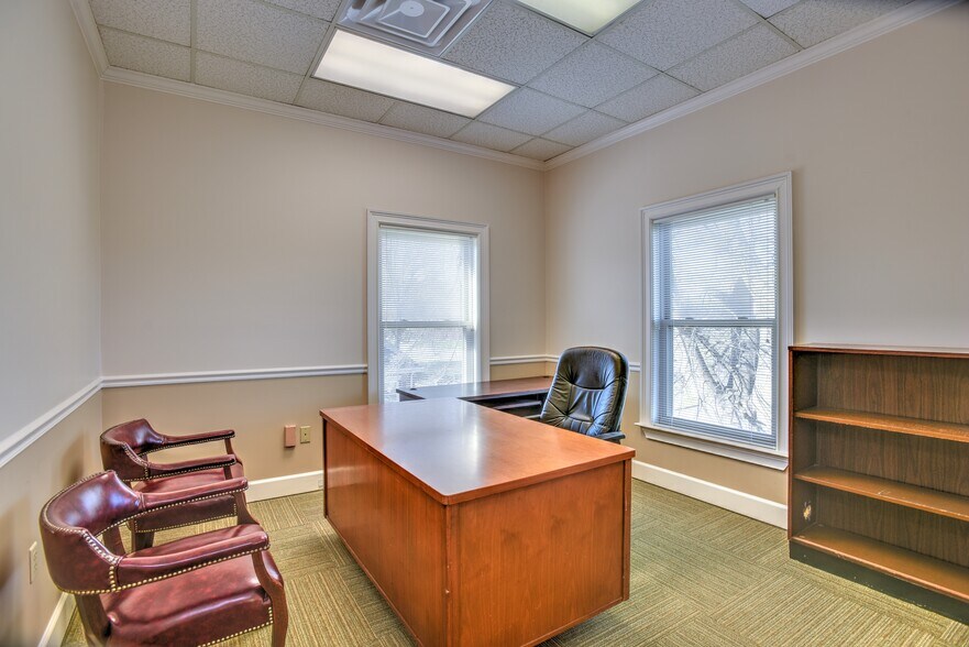 More Photos Of 2601 Commons Blvd, Augusta Office For Lease