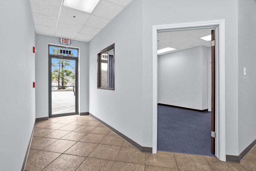 More Photos Of 1207 N Fm 3083 Rd, Conroe Distribution For Sale