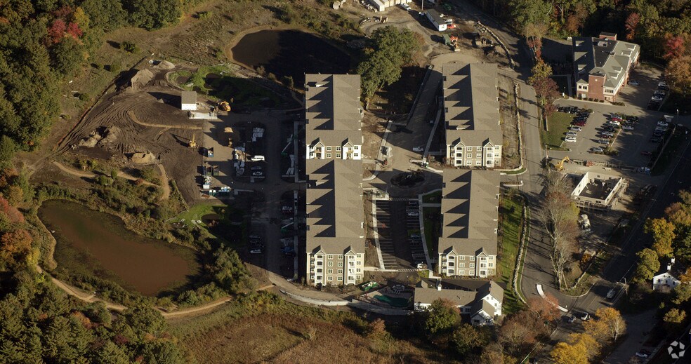 More Photos Of 4 Berry St, North Andover Apartments For Lease