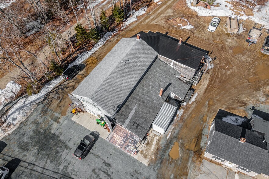 More Photos Of 176 Ellsworth Rd, Blue Hill Flex For Sale