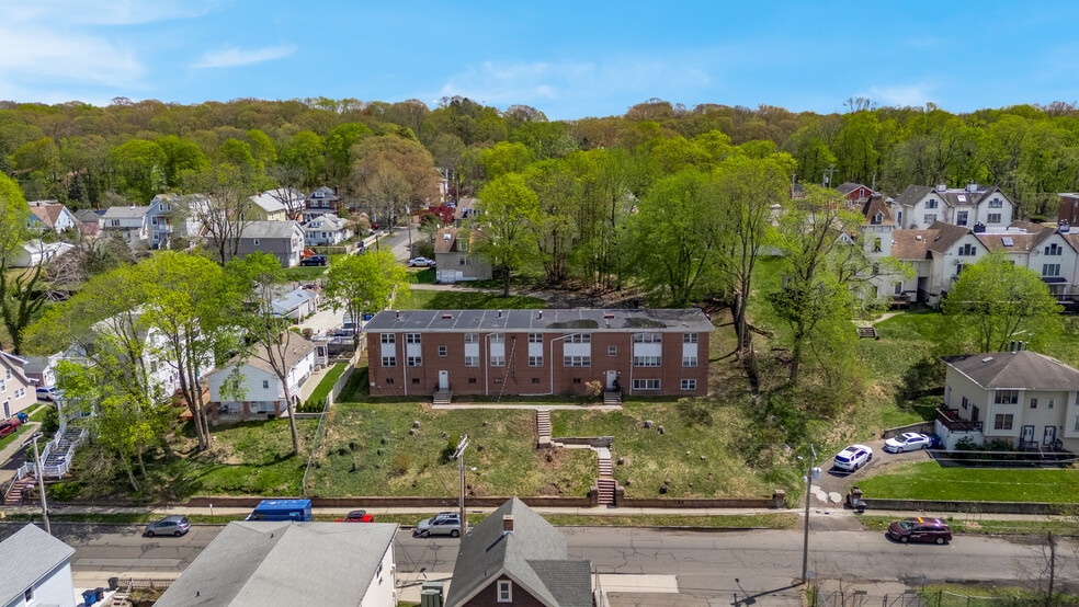 More Photos Of 111 Lenox St, New Haven Apartments For Sale