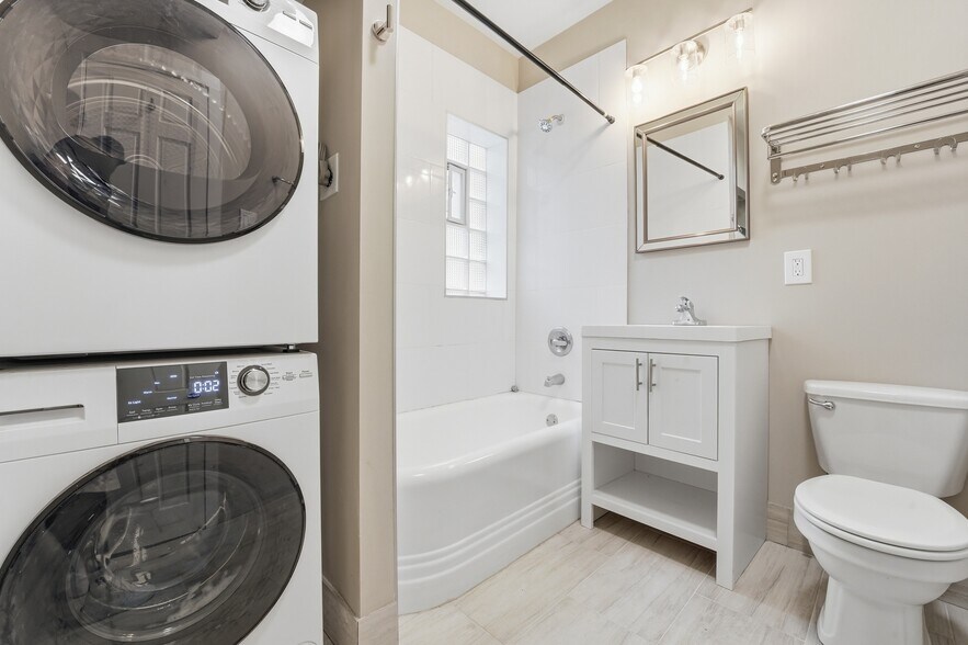 More Photos Of 5022-5030 N Winthrop Ave, Chicago Apartments For Sale