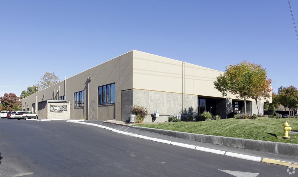 Primary Photo Of 2121 2nd St, Davis Flex For Lease