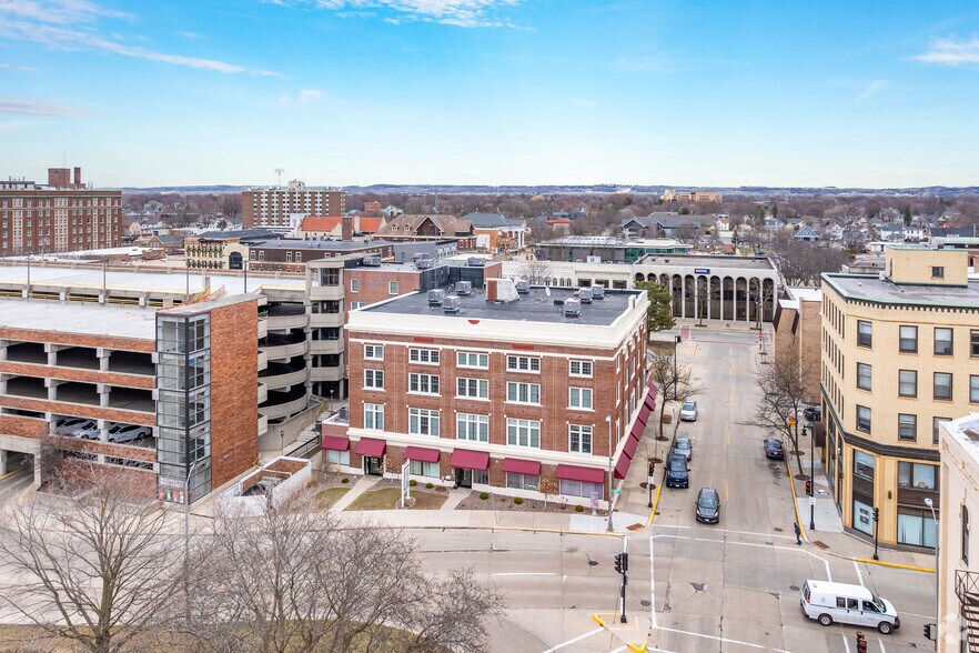 More Photos Of 17 Forest Ave, Fond Du Lac Apartments For Lease