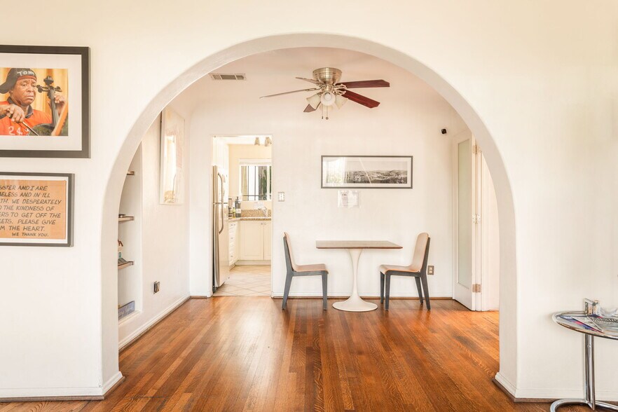 More Photos Of 121 N Avenue 59, Los Angeles Office For Sale