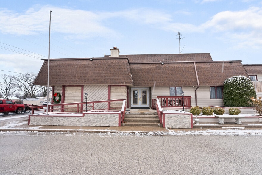 More Photos Of 621 N Halleck St, Demotte Religious Facility For Sale