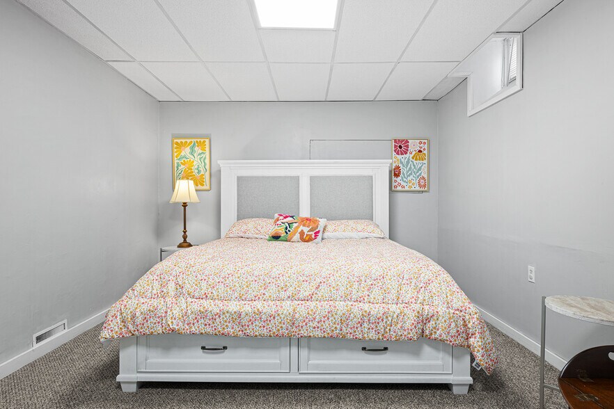 More Photos Of 2 Norwich Rd, East Haddam General Retail For Sale