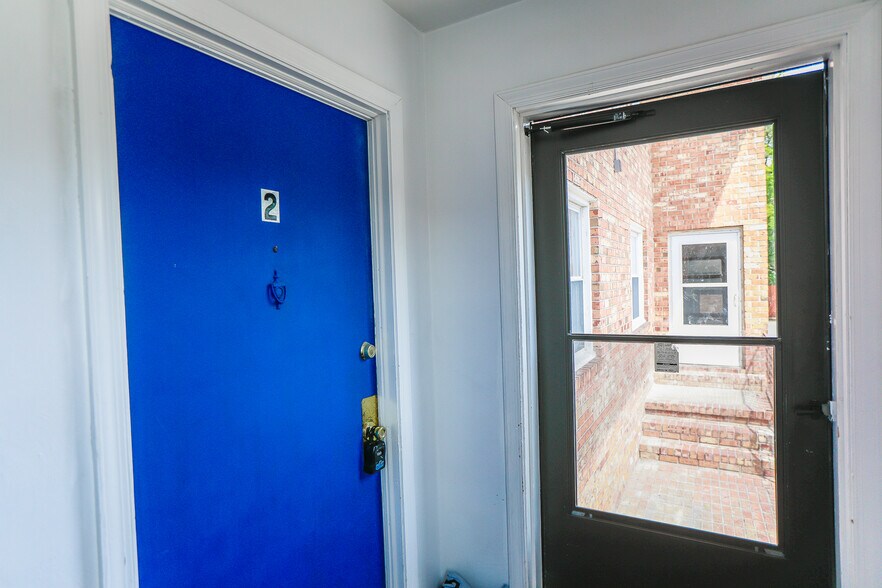 More Photos Of 1314-1318 Little Bay Ave, Norfolk Apartments For Sale