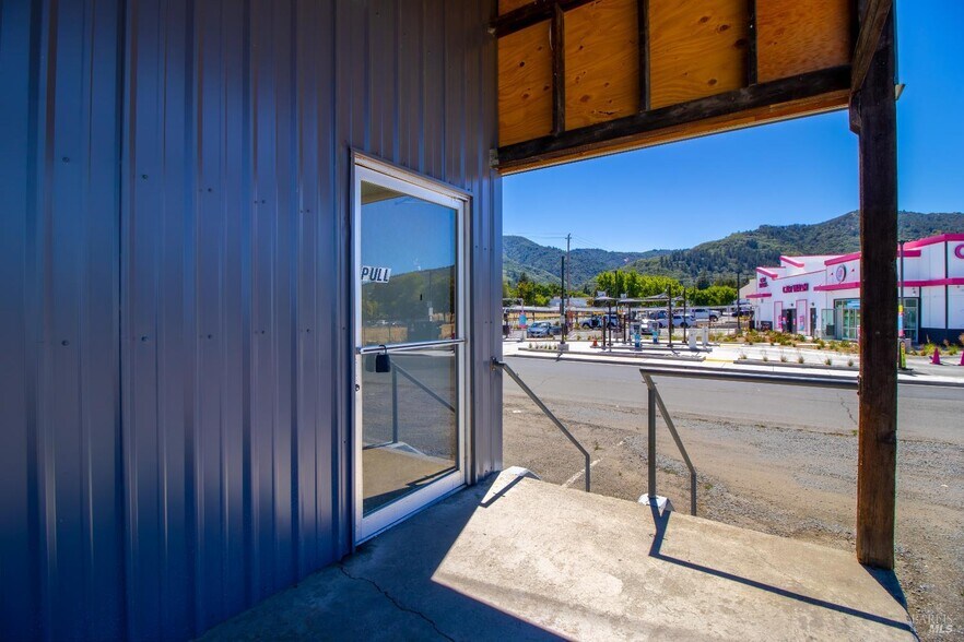 More Photos Of 150 Perry St, Ukiah Land For Sale