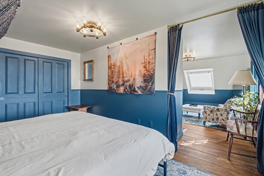 More Photos Of 11 Smith Ave, Niantic Office Residential For Sale