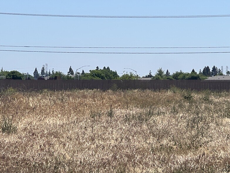 More Photos Of 301 Kiernan Ave, Modesto Land For Sale