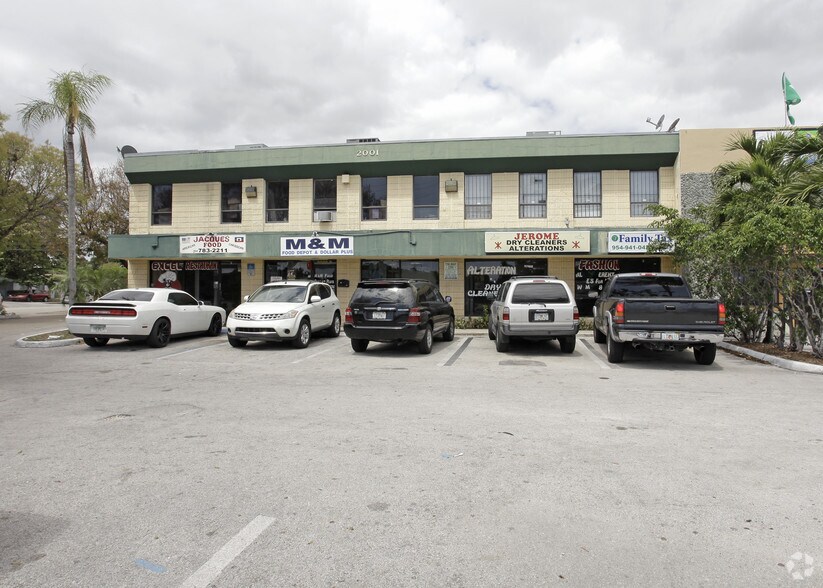 Primary Photo Of 2001 N Dixie Hwy, Pompano Beach Storefront Retail Office For Lease