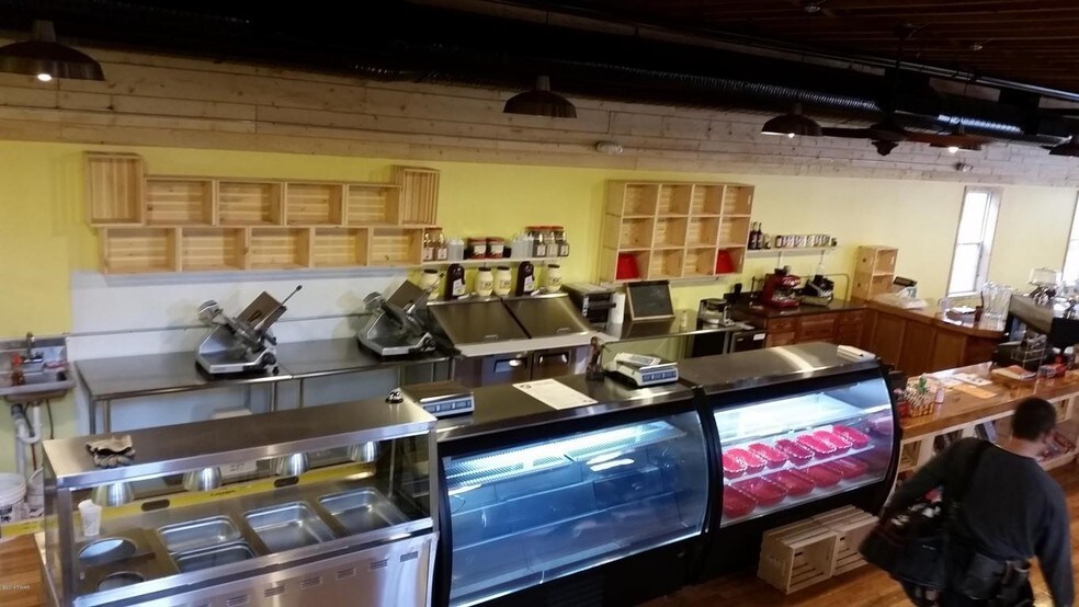 More Photos Of 3251 Route 209, Bushkill Convenience Store For Lease