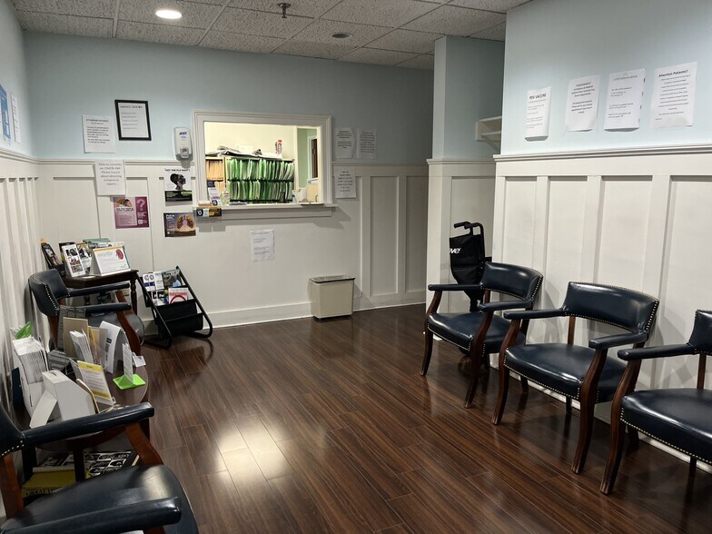 More Photos Of 22 Old Short Hills Rd, Livingston Medical For Lease