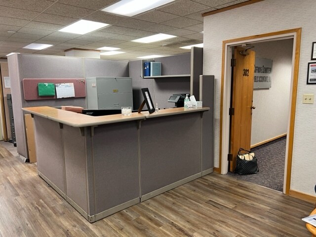 More Photos Of 3706 SW Topeka Blvd, Topeka Office For Lease