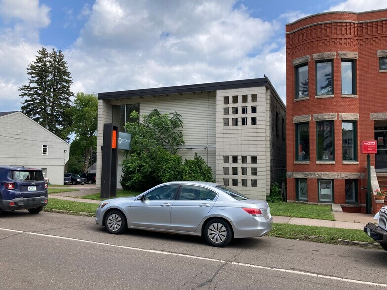 More Photos Of 1522 Superior St E, Duluth Medical For Sale