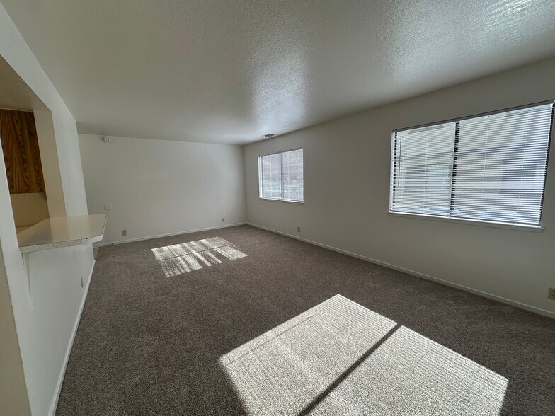 More Photos Of 3337 La Canada Dr, Cameron Park Apartments For Sale