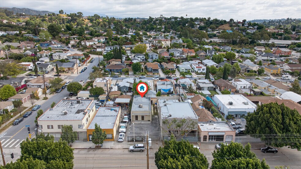 More Photos Of 4160 Verdugo Rd, Los Angeles Office For Lease