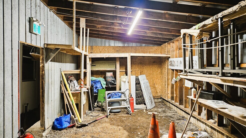 More Photos Of 541 Montreal St, Kingston General Retail For Lease