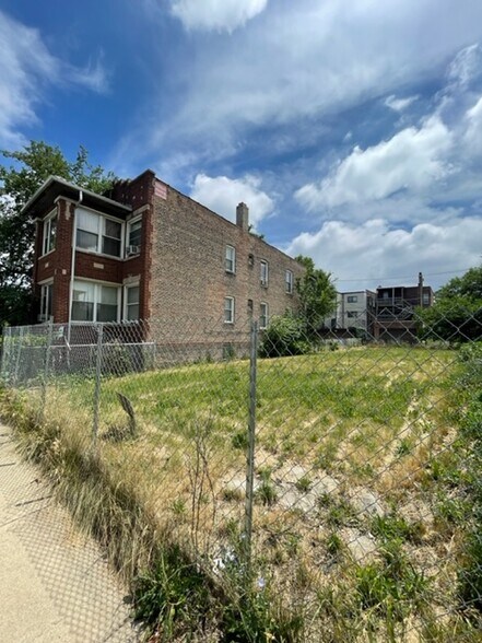 More Photos Of 3917 Adams St, Chicago Land For Lease