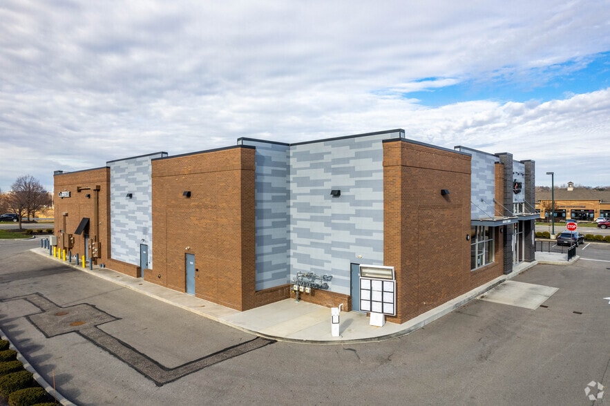 More Photos Of 1501-1515 Gemini Pl, Columbus Restaurant For Lease