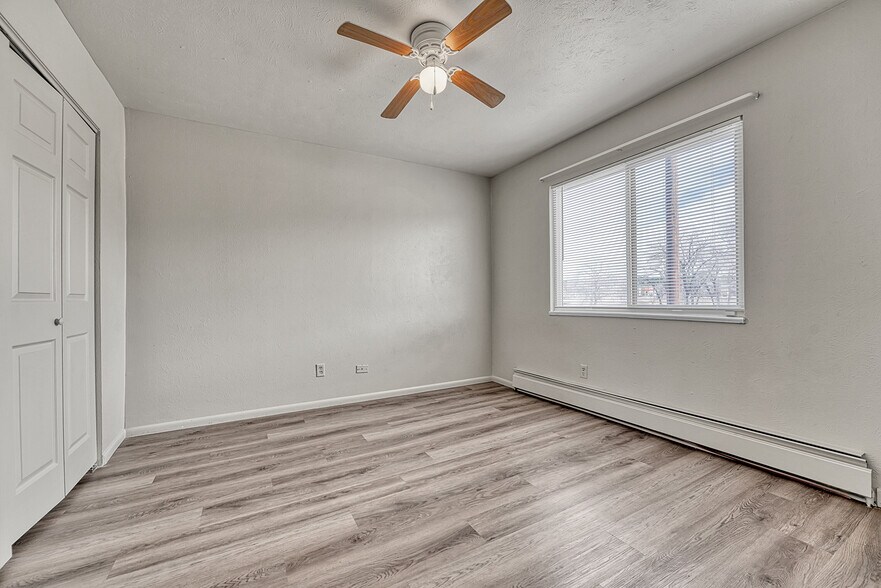 More Photos Of 490 E Elm St, Elizabeth Apartments For Sale