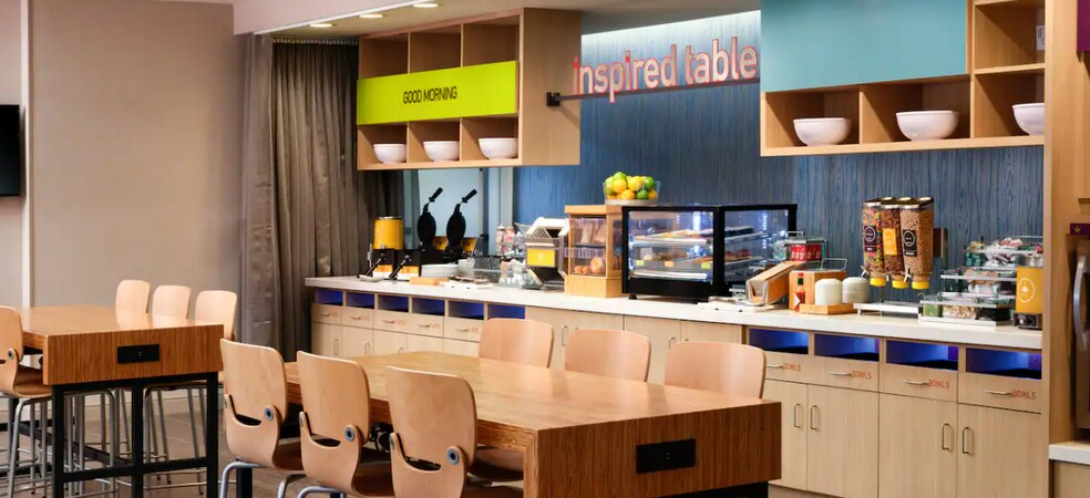 More Photos Of 1005 Landmark Blvd, Tupelo Hotel For Sale