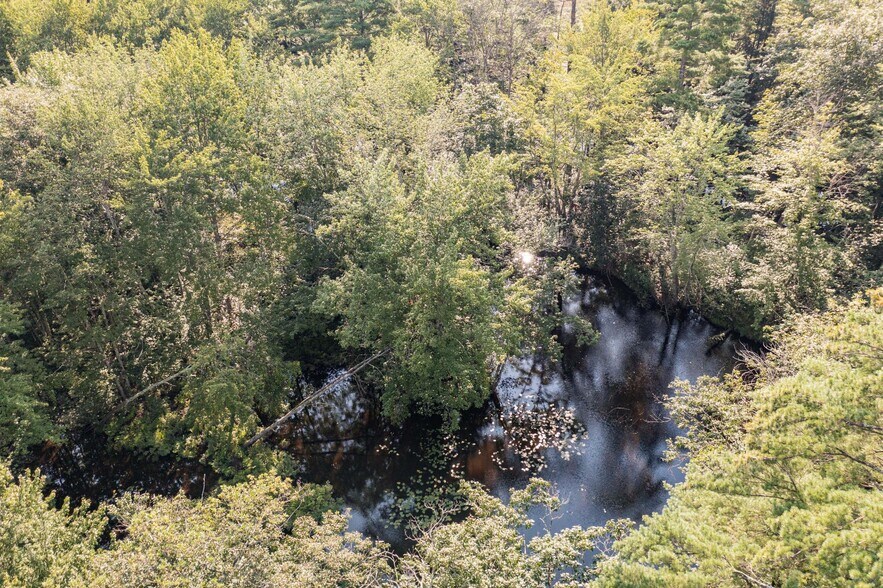 More Photos Of 11 Tamarack Lane -1, Rochester Manufactured Housing Mobile Home Park For Sale