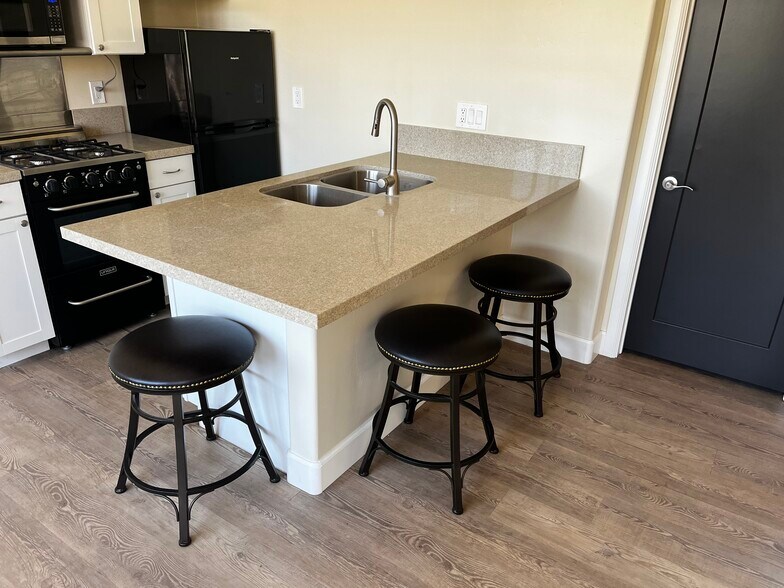 More Photos Of 12252 Highway 67, Lakeside Multifamily For Sale