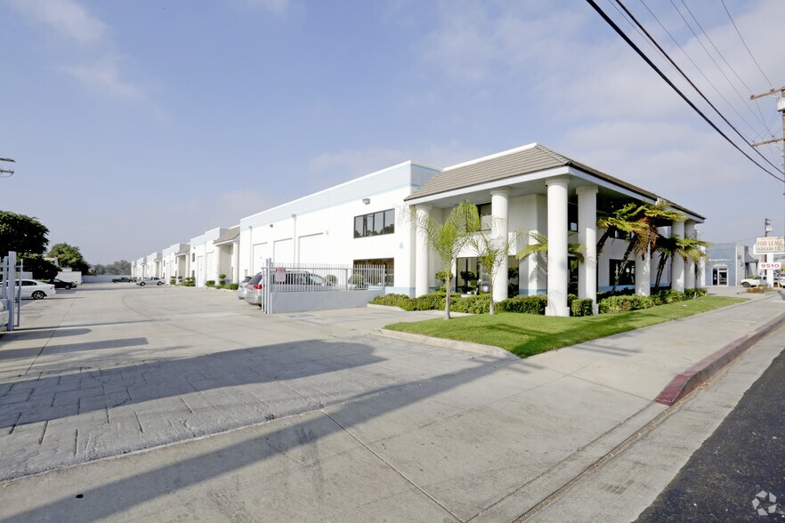 More Photos Of 9528 E Rush St, South El Monte Manufacturing For Lease