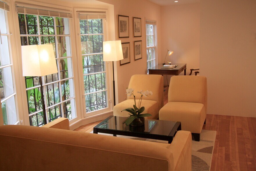 More Photos Of 342 N Oakhurst Dr, Beverly Hills Apartments For Sale