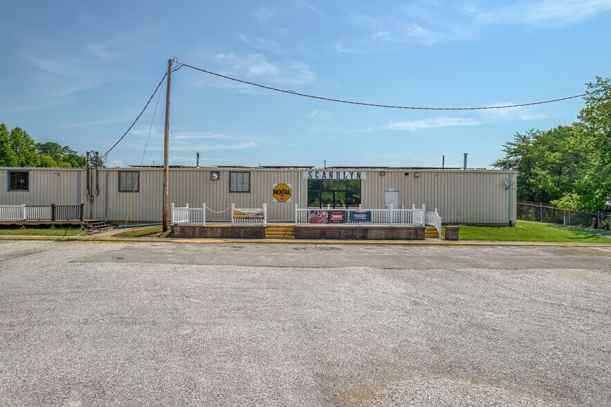 More Photos Of 801 Larry Byrd Rd, Kingston Light Distribution For Sale