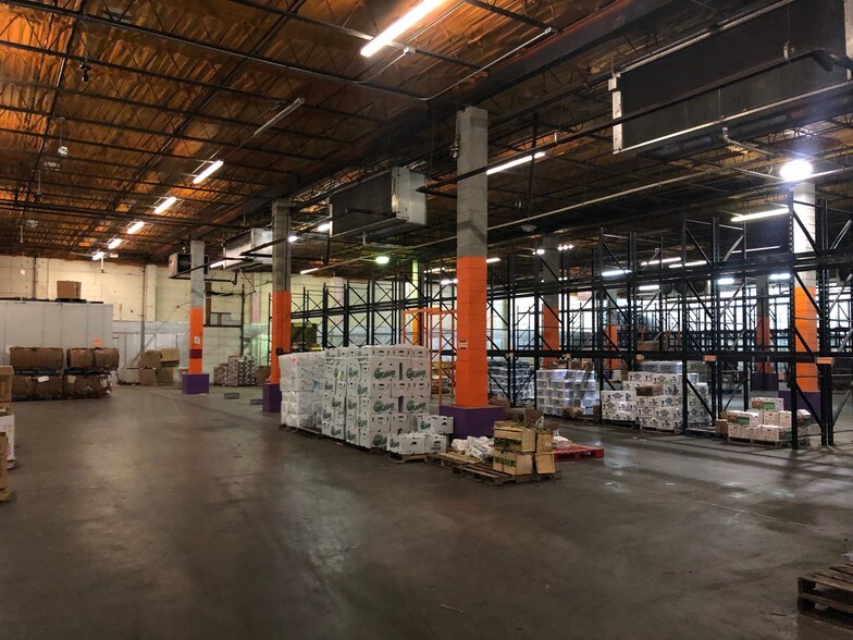More Photos Of 3809-3811 Castlewood Rd, Richmond Warehouse For Lease