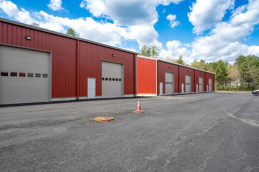 More Photos Of 25 Aero Park dr, Plymouth Unknown For Lease
