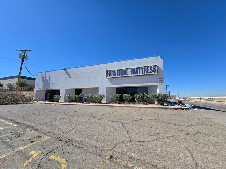 More Photos Of 11330 James Watt Dr, El Paso Showroom For Lease