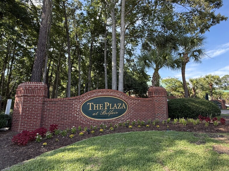 More Photos Of 25 Clark Summit Dr, Bluffton Office Residential For Lease