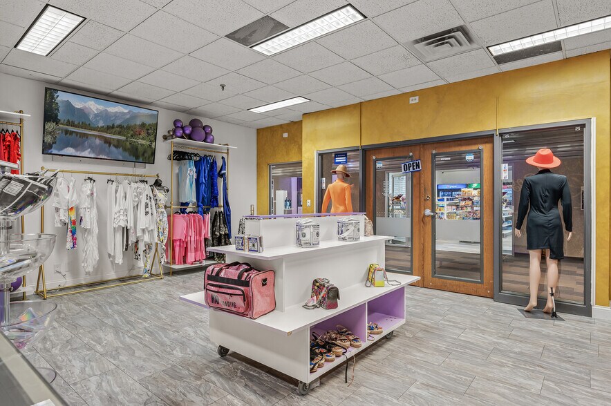 More Photos Of 250 2nd Ave S, Minneapolis Apartments For Lease