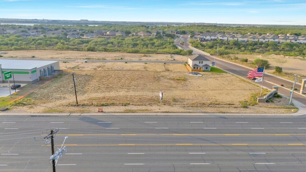 More Photos Of 5920 US Highway 59, Laredo Land For Sale