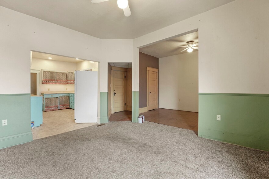 More Photos Of , Spokane General Retail For Sale